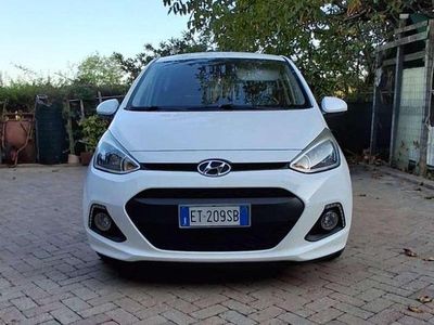 Usata Hyundai i10 Comfort 69 CV (50 kW) 2014 Bianco Utilitaria