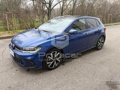 Usata VW Polo R-line 95 CV (69 kW) 2021 Blu Utilitaria