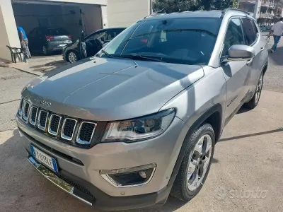 Usata Jeep Compass 120 CV (88 kW) 2020 Grigio SUV