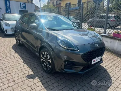 Begagnad Ford Puma ST-Line 125 HK (91 kW) 2023 Grå SUV