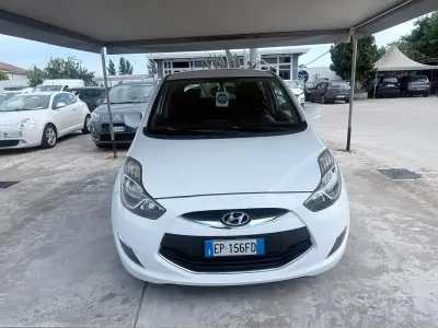 Usata Hyundai ix20 Comfort 90 CV (66 kW) 2012 Bianco Utilitaria