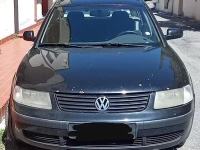 Usata VW Passat 90 CV (66 kW) 1999 Nero Station wagon