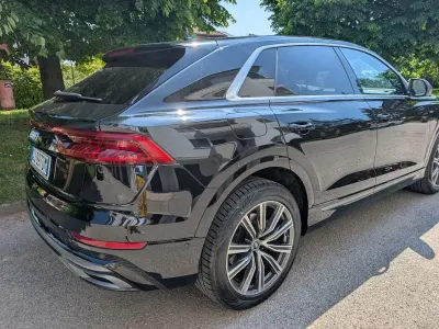 Usata Audi Q8 Sport 231 CV (169 kW) 2022 SUV