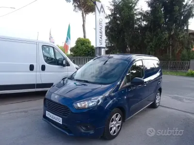 Begagnad Ford Transit Trend 75 HK (55 kW) 2023 Blå Van