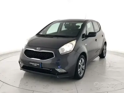 Usata Kia Venga Active 90 CV (66 kW) 2018 Nero Utilitaria