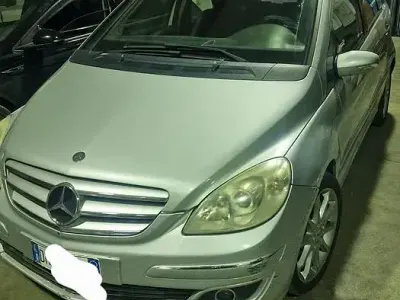 Usata Mercedes B200 Chrome 140 CV (102 kW) 2008 Grigio Monovolume