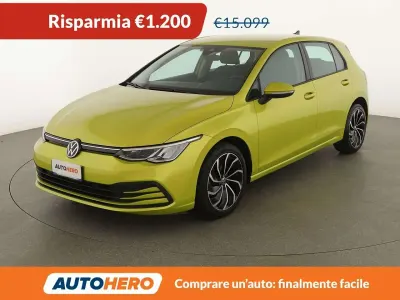 Usata VW Golf VIII Life 131 CV (96 kW) 2020 Giallo Berlina