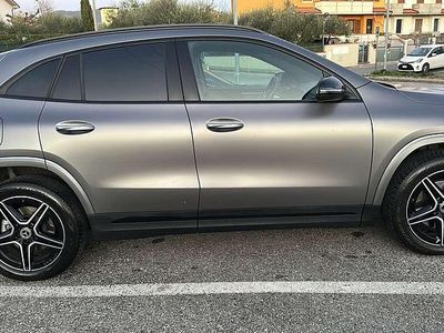Usata Mercedes GLA250 AMG line 163 CV (119 kW) 2023 Grigio SUV