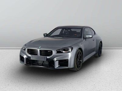 Nuova BMW M2 480 CV (353 kW) 2025 Frozen pure grey opaco Coupé