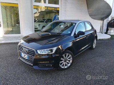 Usata Audi A1 90 CV (66 kW) 2015 Nero pastello Utilitaria