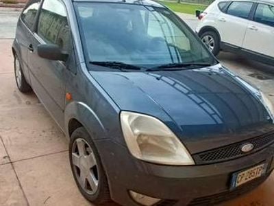 Usata Ford Fiesta 73 CV (53 kW) 2004 Utilitaria