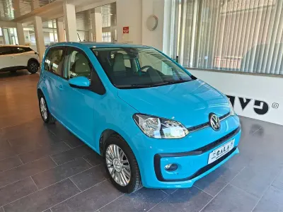 Usata VW up! move up! 65 CV (47 kW) 2021 Celeste Utilitaria
