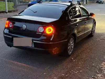 Usata VW Passat 110 CV (80 kW) 2009 Nero Berlina