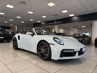 Usata Porsche 992 581 CV (427 kW) 2021 Bianco Coupé