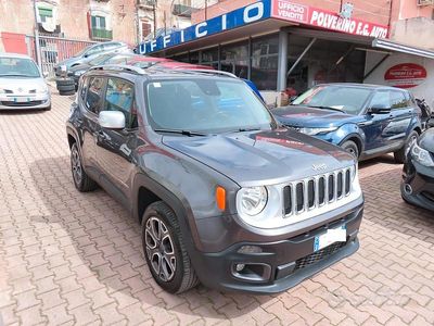 Usata Jeep Renegade Limited 140 CV (102 kW) 2016 Grigio SUV