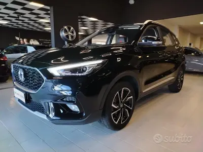 Usata MG ZS Luxury 106 CV (77 kW) 2024 Nero SUV