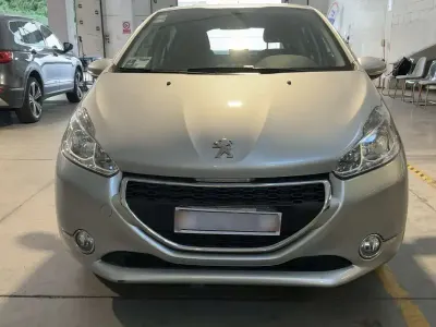 Usata Peugeot 208 Active 82 CV (60 kW) 2015 Utilitaria