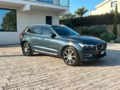 Usata Volvo XC60 Inscription 190 CV (139 kW) 2018 Bluazzurro SUV