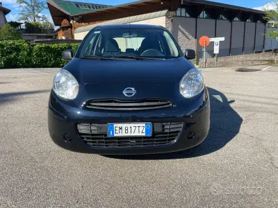 Usata Nissan Micra Tekna 80 CV (58 kW) 2012 Nero Utilitaria