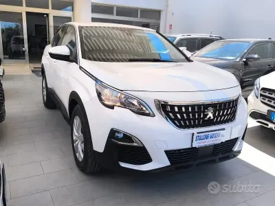 Usata Peugeot 3008 Business-Line 131 CV (96 kW) 2020 Bianco SUV