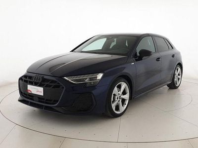 Usata Audi A3 S-Line 150 CV (110 kW) 2025 Blu navarra metallizzato Berlina