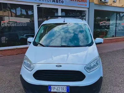 Usata Ford Transit Courier Trend 101 CV (74 kW) 2018 Bianco Furgone