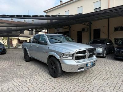 Usata RAM 1500 401 CV (294 kW) 2015 Nero Pick-up