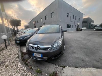 Usata Opel Zafira 150 CV (110 kW) 2012 Monovolume