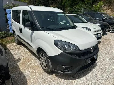 Usata Fiat Doblò 95 CV (69 kW) 2019 Bianco Monovolume