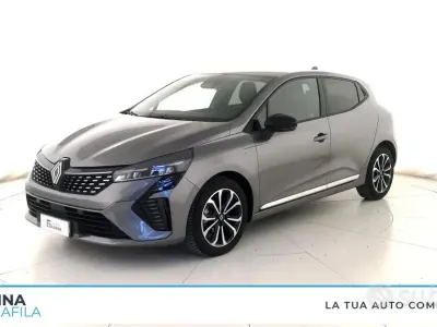 Begagnad Renault Clio V Techno 91 HK (66 kW) 2025 Grå Sedan