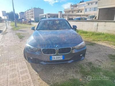 Begagnad BMW 320 Efficient Dynamics 183 HK (134 kW) 2014 Grå Kombi