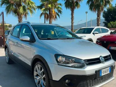 Usata VW Polo 90 CV (66 kW) 2015 Nero Berlina