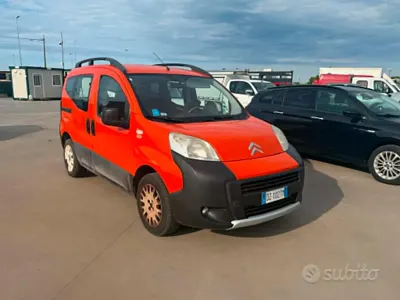 Usata Citroën Nemo 68 CV (50 kW) 2010 Arancione Monovolume