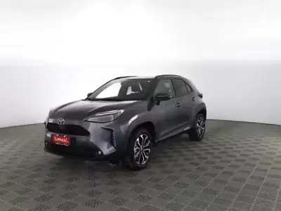 Usata Toyota Yaris Trend 92 CV (67 kW) 2025 Grigio Utilitaria