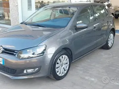 Usata VW Polo Comfortline 69 CV (50 kW) 2012 Grigio Utilitaria