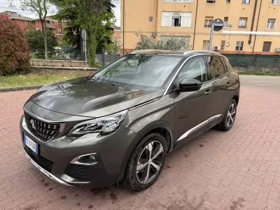 Gebraucht Peugeot 3008 Allure 131 PS (96 kW) 2020 Grau SUV