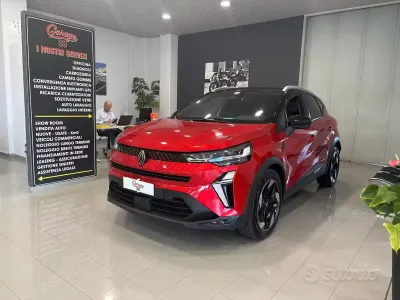 Usata Renault Captur Techno 101 CV (74 kW) 2025 Rosso SUV