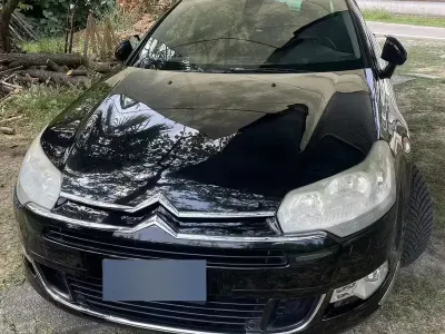 Usata Citroën C5 140 CV (102 kW) 2012 Nero Station wagon