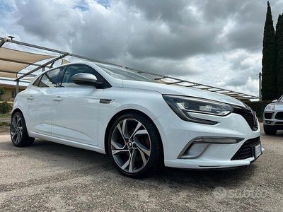 Usata Renault Mégane IV GT 163 CV (119 kW) 2017 Bianco Berlina