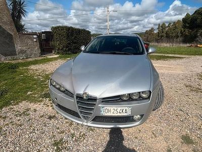 Usata Alfa Romeo 159 150 CV (110 kW) 2006 Grigio Station wagon