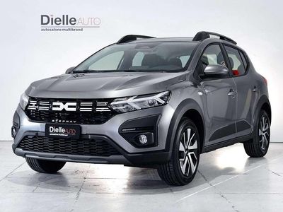 Nuova Dacia Sandero Expression 101 CV (74 kW) 2026 Lichen kaki, cedar green, grig SUV