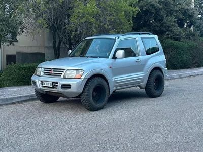 Usata Mitsubishi Pajero 2000 SUV