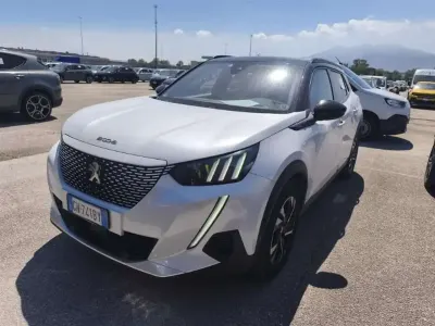 Usata Peugeot e-2008 GTi 56 kW (77 CV) 2023 Bianco SUV