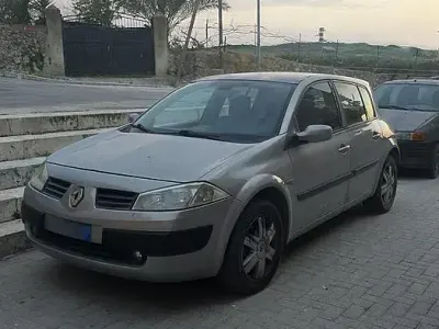 Usata Renault Mégane 2005 Grigio Berlina