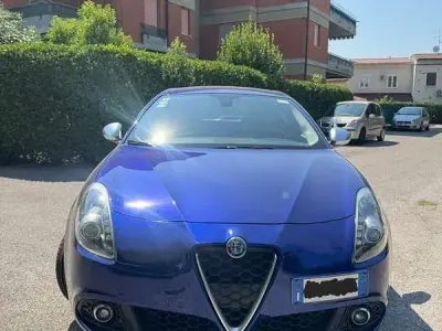 Usata Alfa Romeo Giulietta 150 CV (110 kW) 2018 Bluazzurro Utilitaria