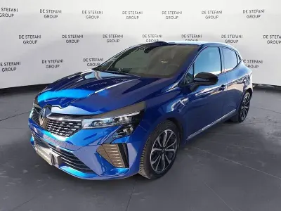 Usata Renault Clio Techno 91 CV (66 kW) 2025 Blu Utilitaria