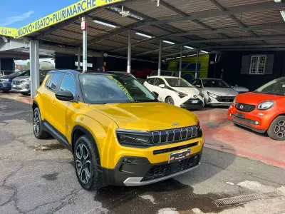 Usata Jeep Avenger Summit 101 CV (74 kW) 2023 Giallo SUV