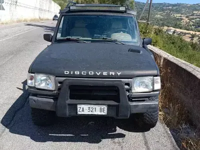Usata Land Rover Discovery 113 CV (83 kW) 1995 Nero SUV