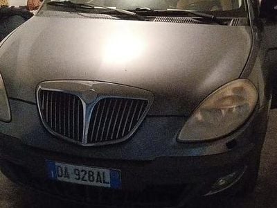 Usata Lancia Ypsilon 2006 Utilitaria