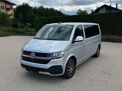 VW Caravelle